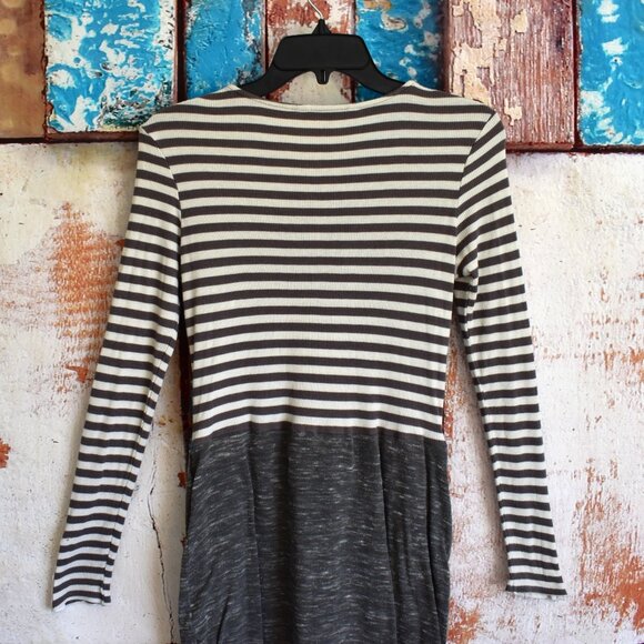 Women's De Collection Dress Striped Long Sleeve Casual MEDIUM Gray/White - Picture 8 of 13